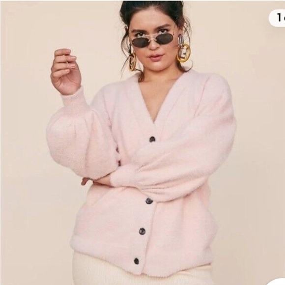 LPA Pink 'Mercy' Fuzzy Balloon Sleeve Cardigan size XL - Picture 3 of 4